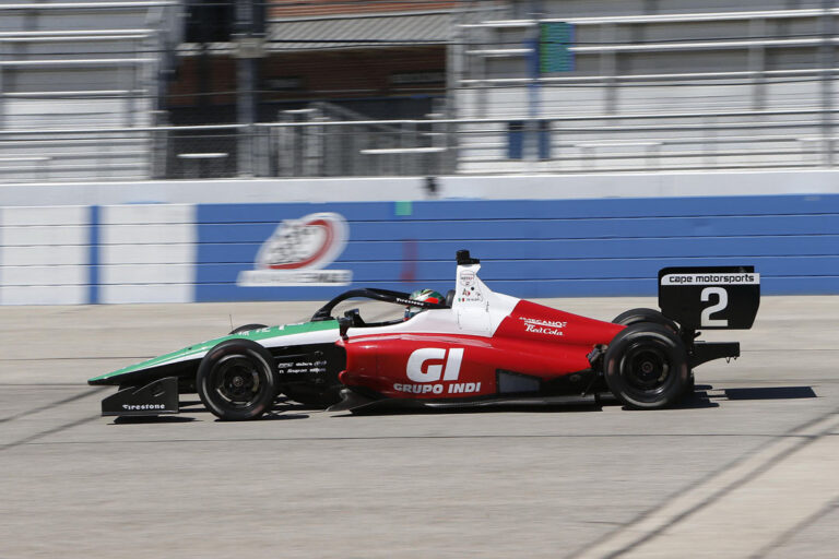 Salvador de Alba se presenta en Laguna Seca.