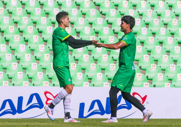 santos laguna vs atletico la paz (2)