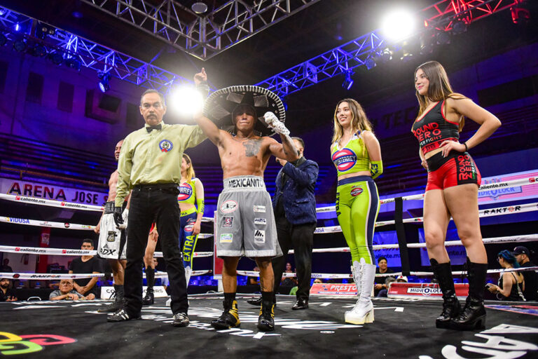 RZUF Miguel EL MEXICANITO Jimenez VS Jonathan EL CAVERNICOLA Perez 1