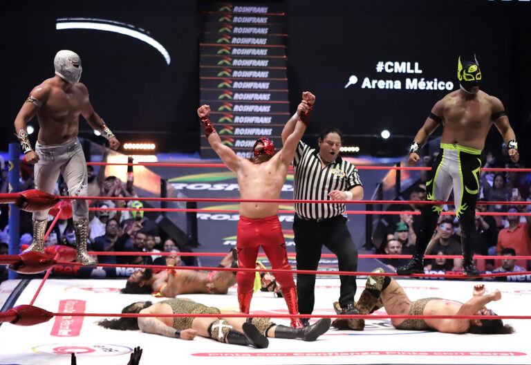 mascara dorada - neon y star junior vs barbaro cavernario - terrible y dragon rojo junior (1)