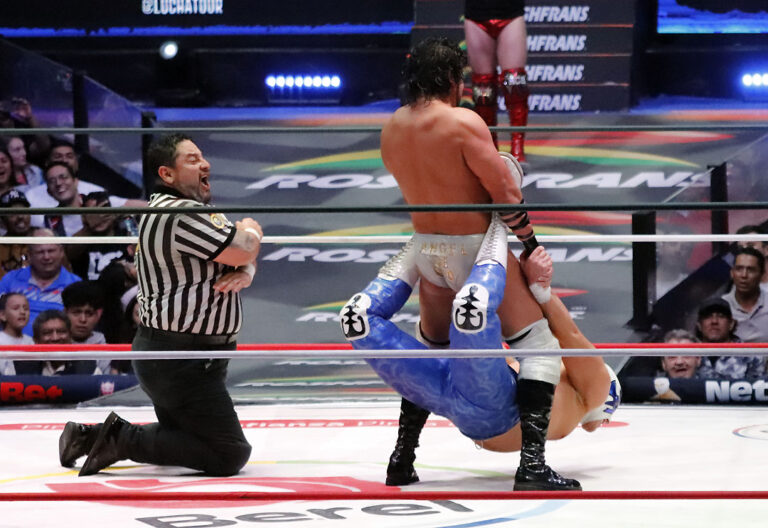 angel de oro vs atlantis junior (2)