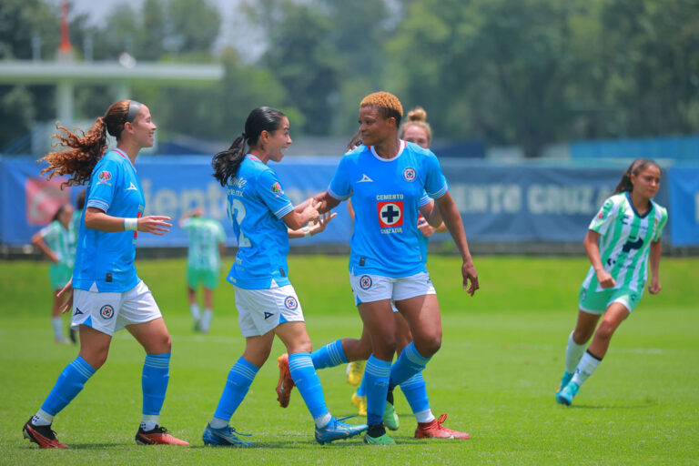 cruz azul femenil vs santos laguna (3)