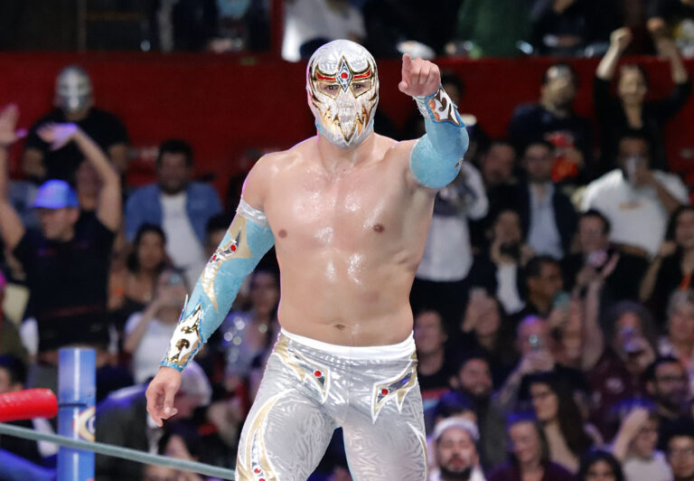 mascara dorada vs templario (1)