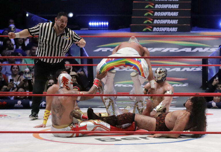 mistico - templario y mascara dorada vs soberano junior - barbaro cavernario y angel de oro (1)