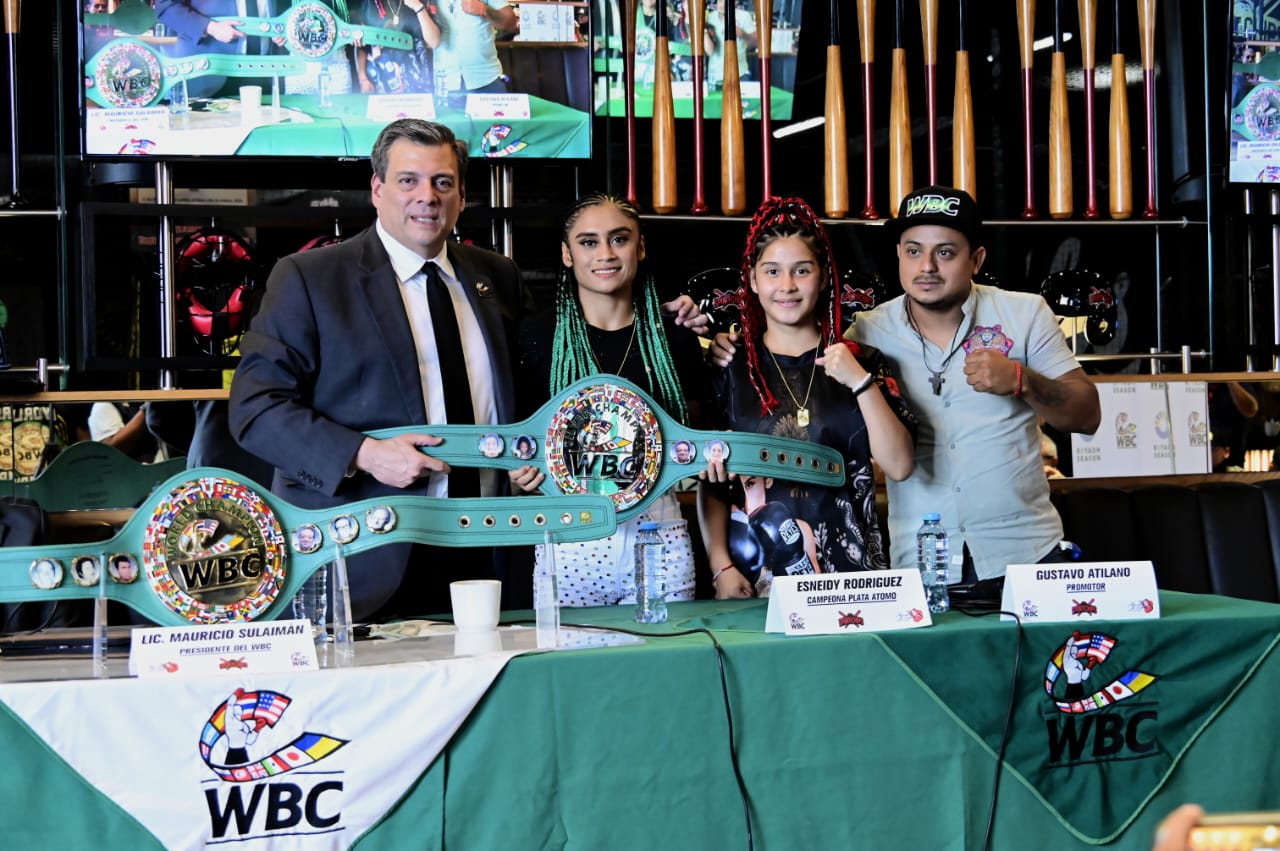 esneidy LA LEONA rodriguez (3)