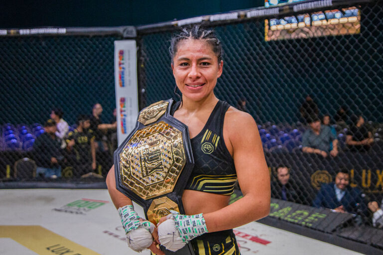 LUX046TAM Andrea Vazquez