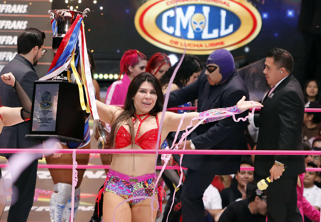 reyna isis vs red velvet (1)