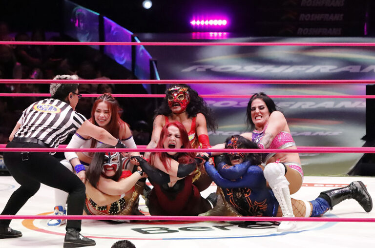 tabata - india sioux y tessa blanchard vs zeuxis - dark silueta y valkyria (1)