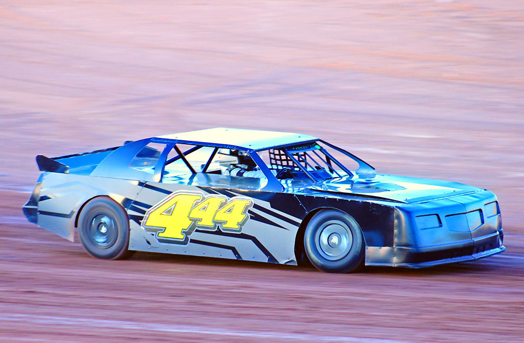 Iván Armendáriz 02