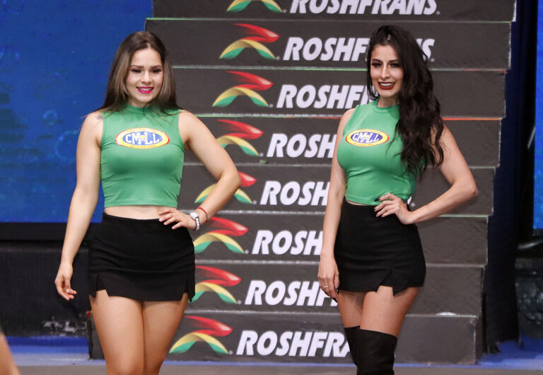 sandy hernandez y gaby bau (1)