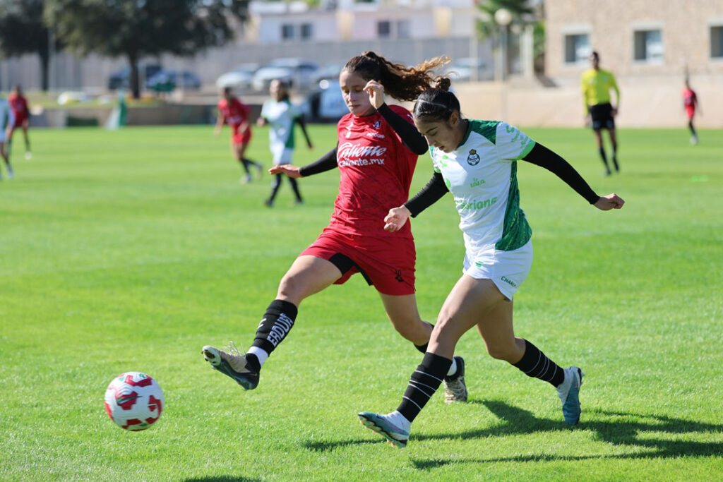 santos laguna femenil vs atlas (2)