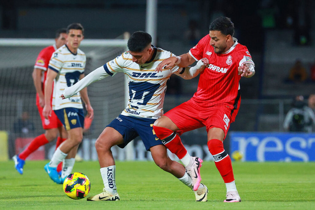 pumas vs toluca (1)