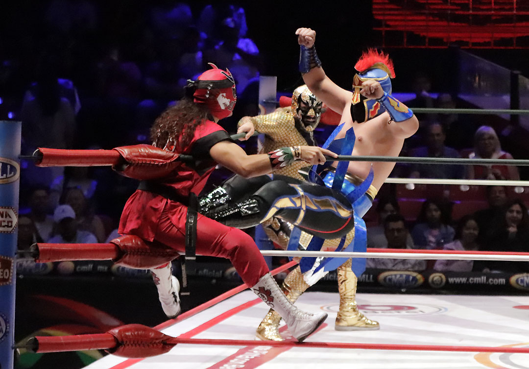 troyano vs samuray azteca (1)