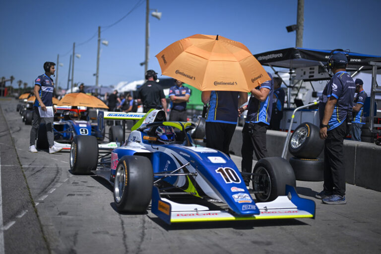 Garciarce enfrenta triple compromiso.