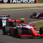 Noel León sufre abandono en Imola.