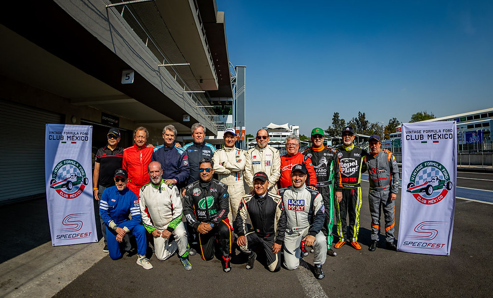 vintage formula ford (1)