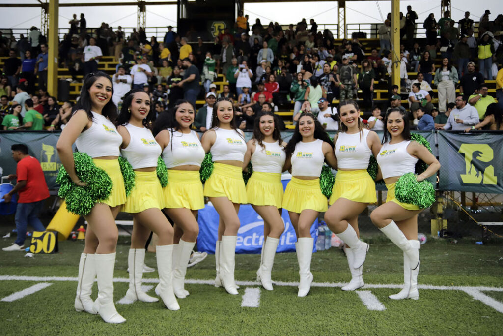 chicas rawr (0)
