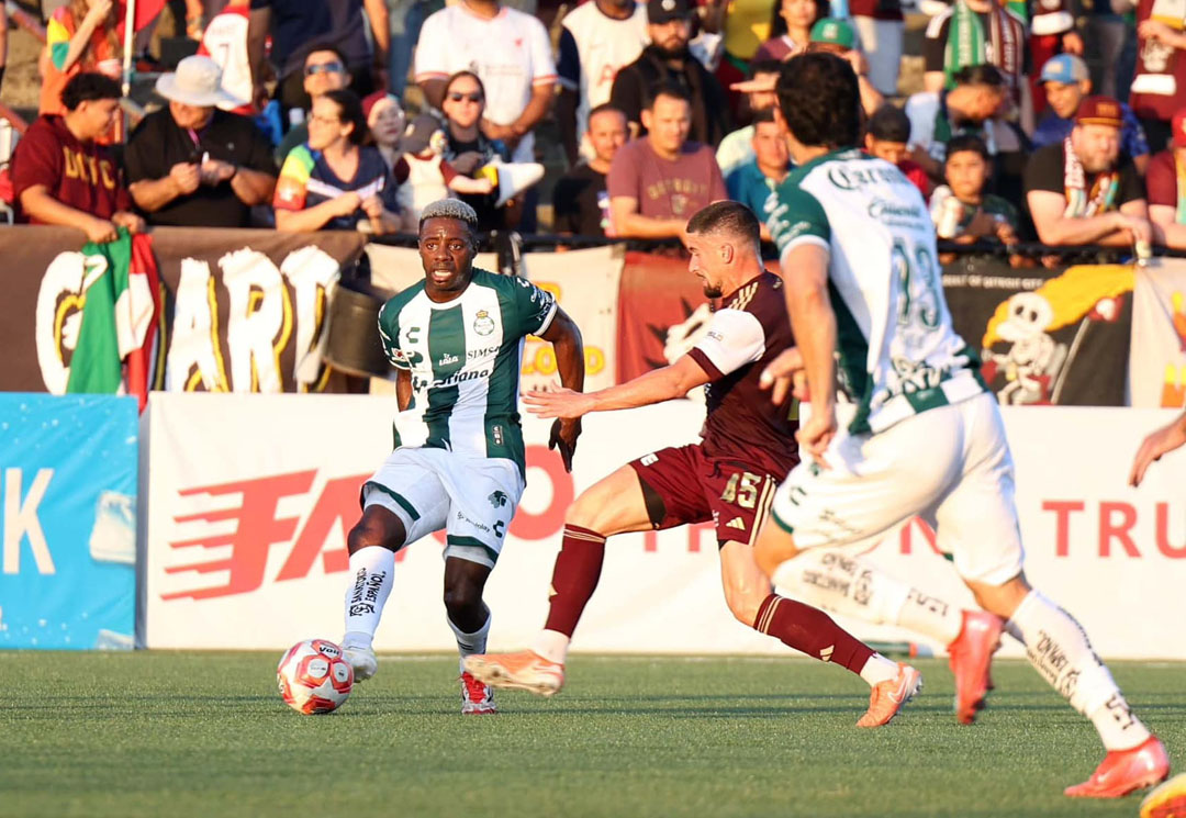 santos laguna vs detroit city (2)