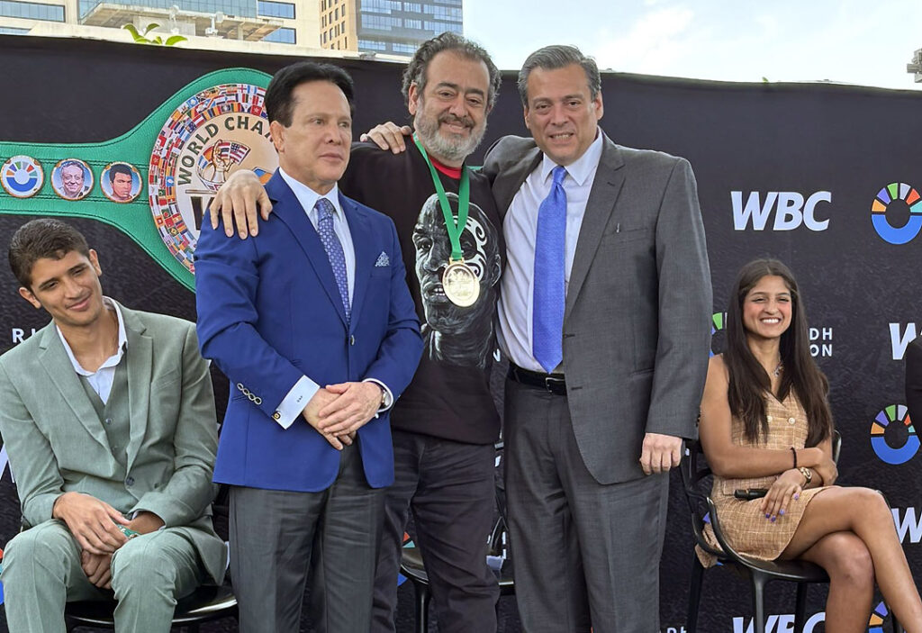 daniel aceves - pepe y mauricio sulaiman (1)