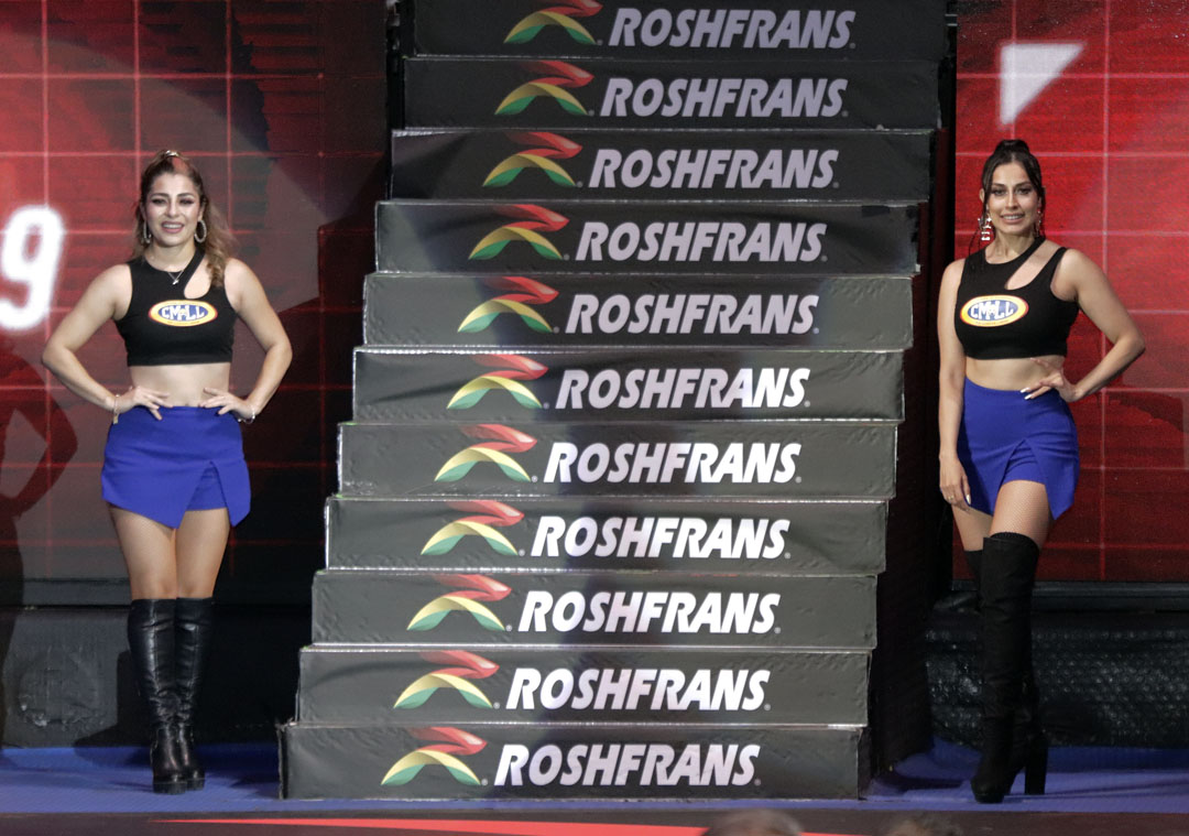 stephanie guerrero y gaby bau (1)