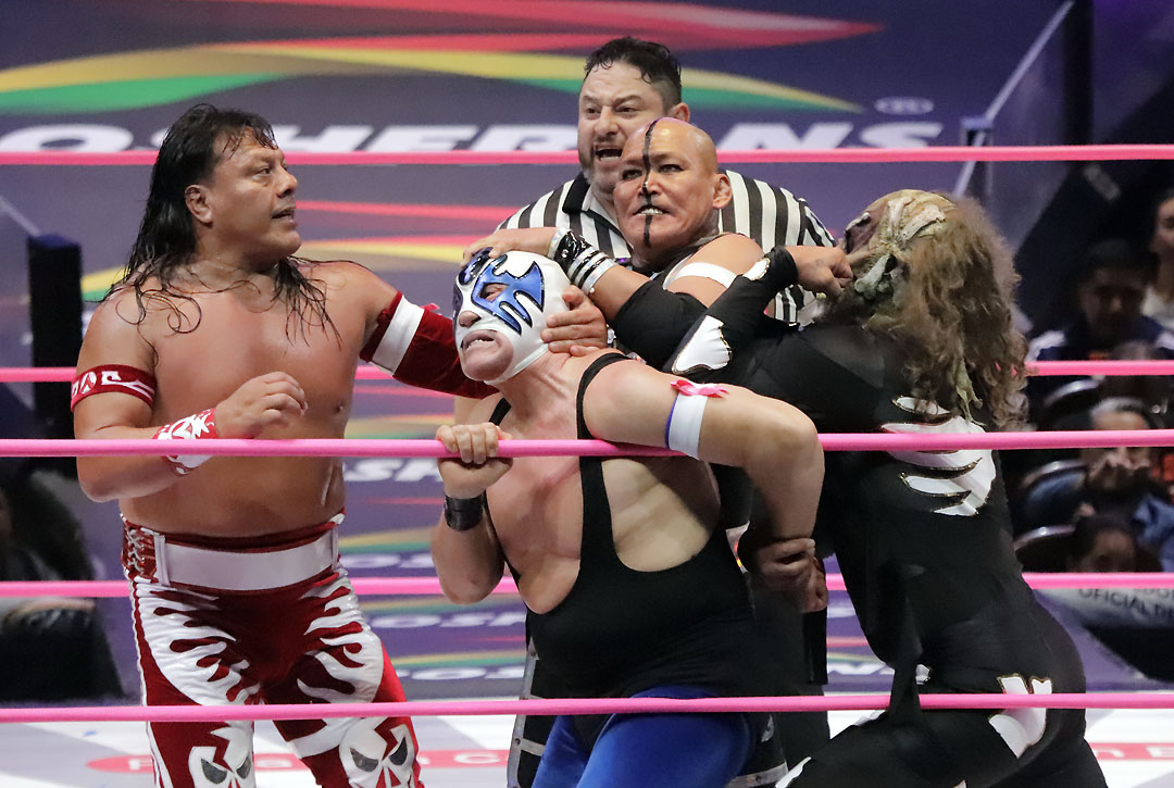 ultimo guerrero - okumura y difunto vs atlantis (1)