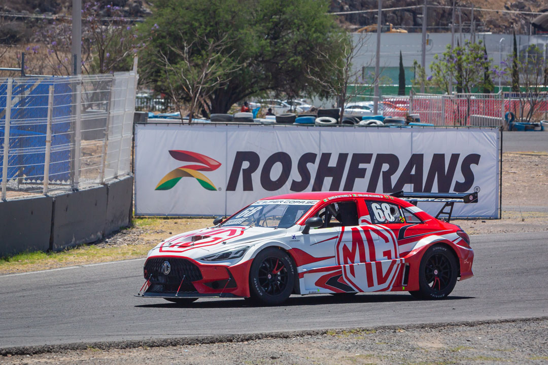 EMILIANO RICHARDS (1)