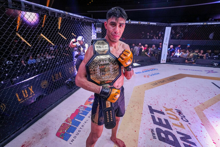 LUX56RV Irvin Strom Amaya VS Alejandro Toro Corrales 3