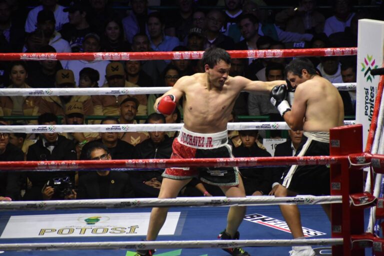 julio cesar chavez jr