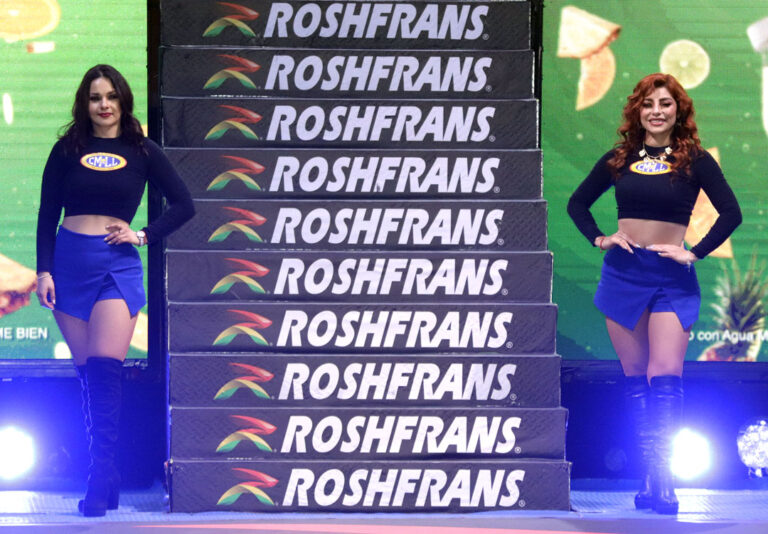 sandy hernandez y stephanie guerrero (3)