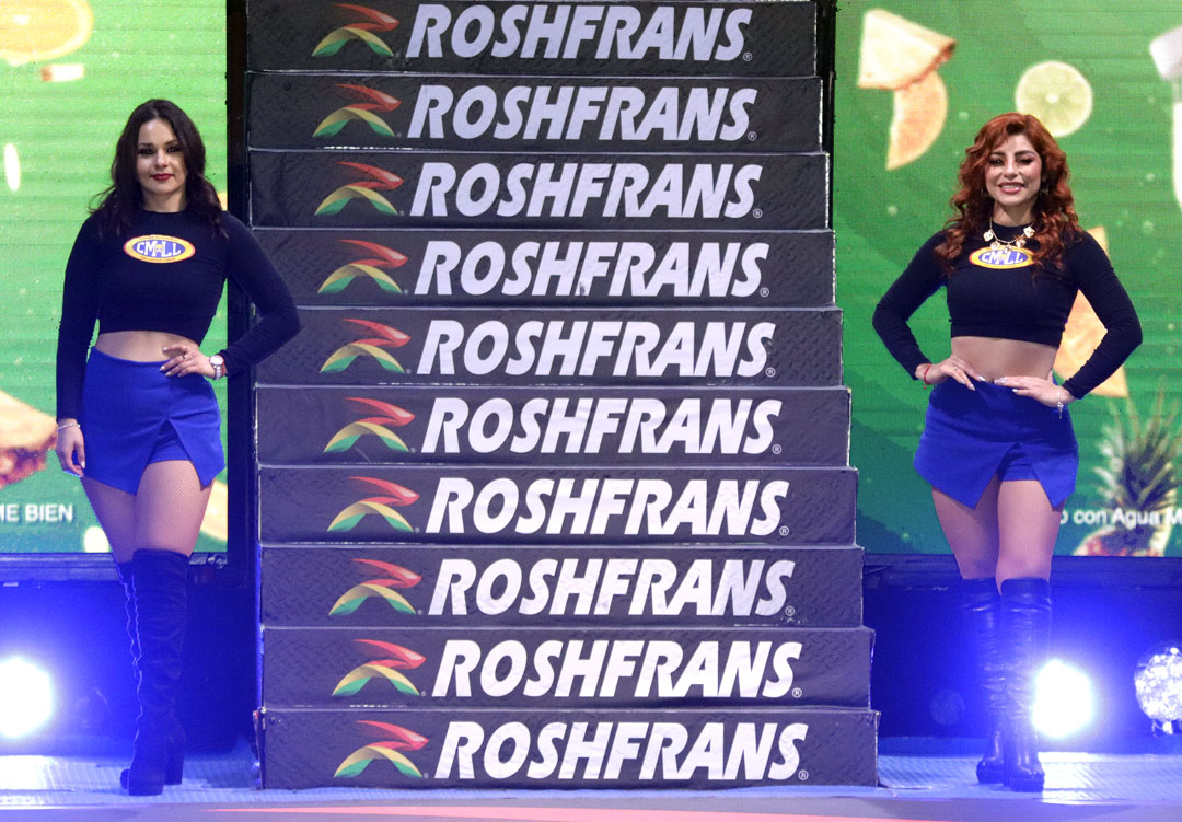 sandy hernandez y stephanie guerrero (3)