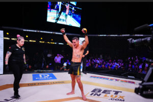 LUX058 Luis Elias VS Kike Locote 1