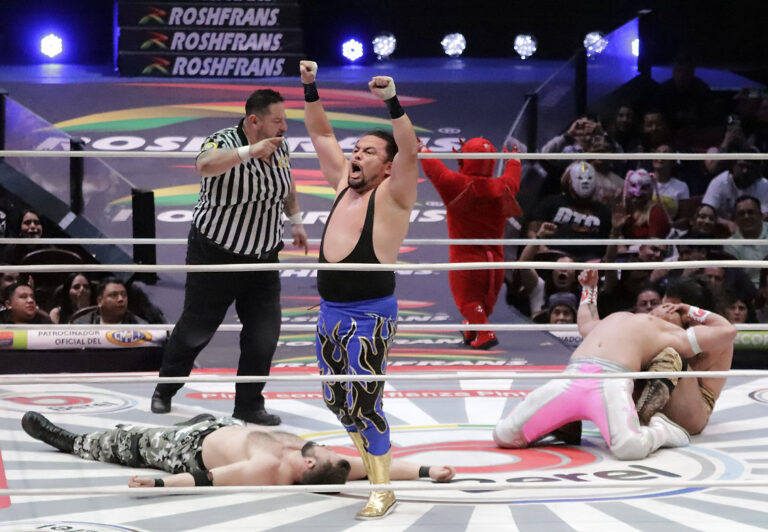 averno y barbaro cavernario vs flip gordon y neon (1)