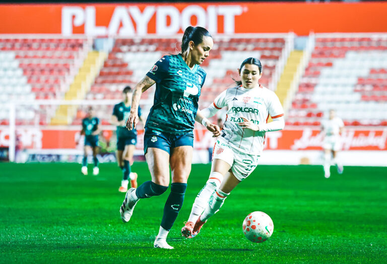 centellas del necaxa vs santos laguna (1)