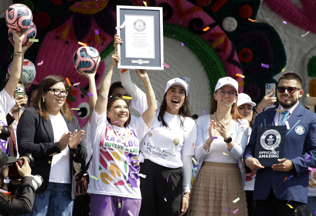 clase de futbol mas grande del mundo 2026 (2)