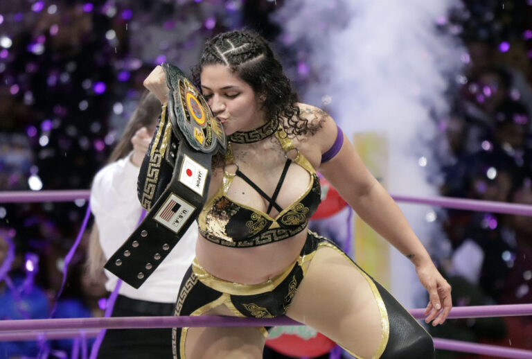 persephone vs mercedes mone (1)