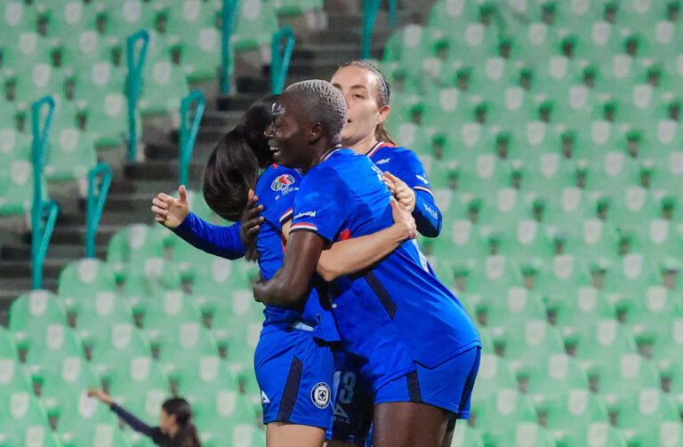santos laguna femenil vs cruz azul (1)