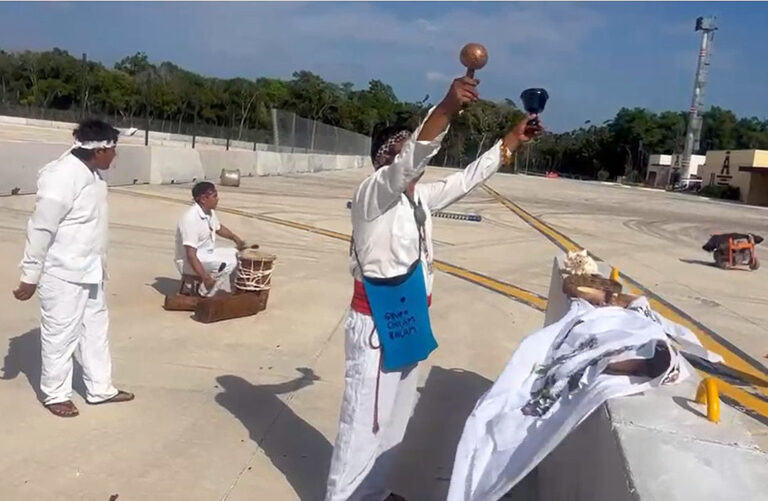 ceremonia prehispanica nascar mexico series (1)