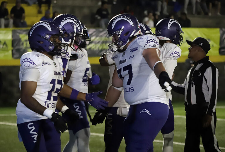 raptors vs dinos (2)