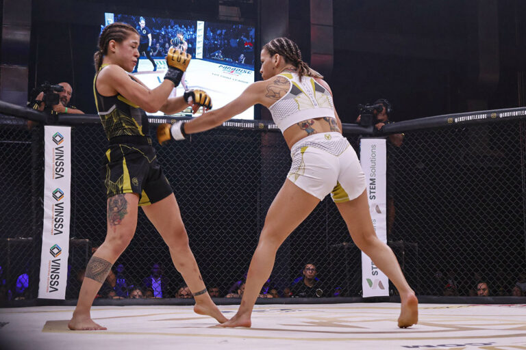 LUX061CDMX Melany Gómez VS Hanna Ramos 2