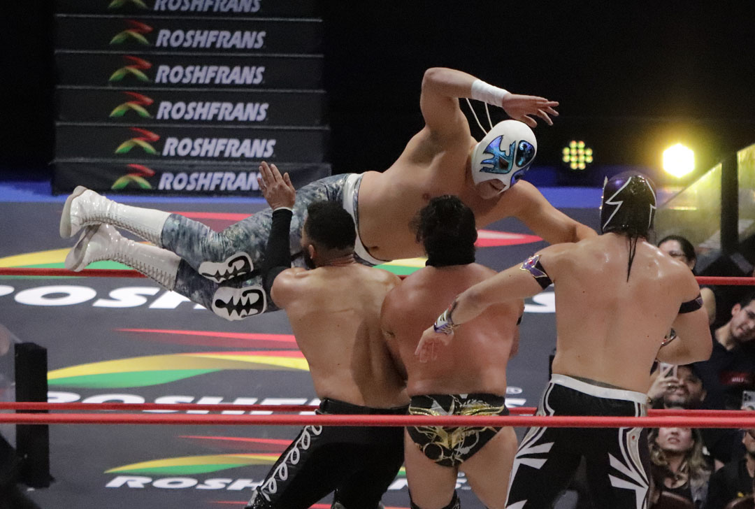 atlantis junior y mascara dorada vs rocky romero y volador junior (1)