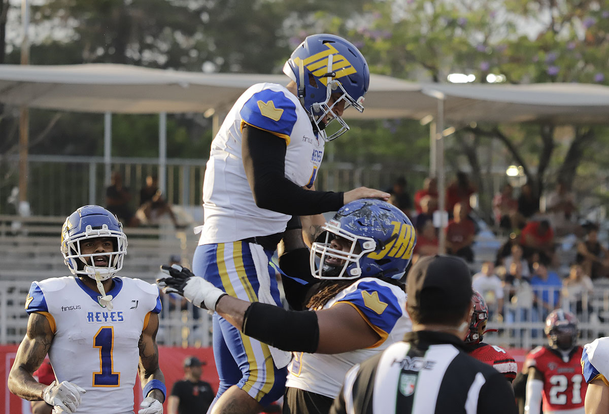 mexicas vs reyes (1)