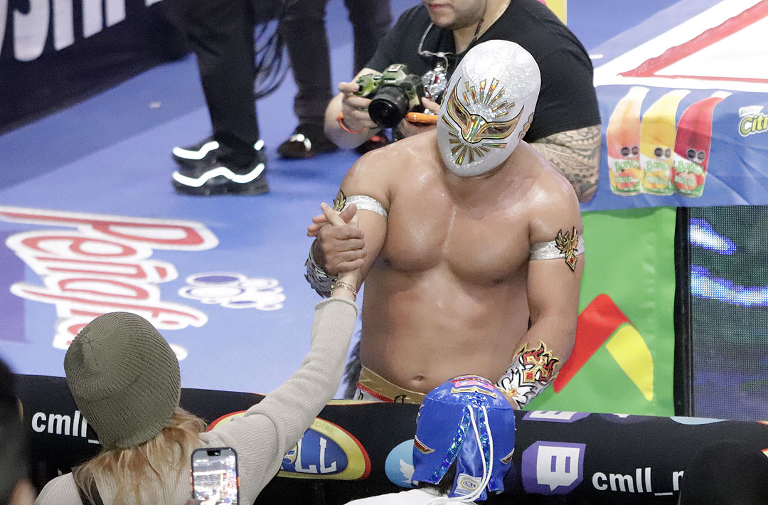 mistico y BTS (1)