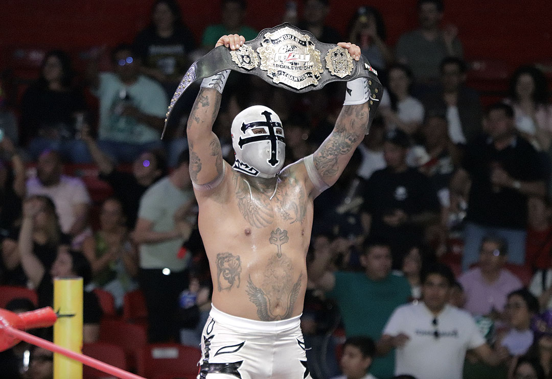 templario vs kushida (1)