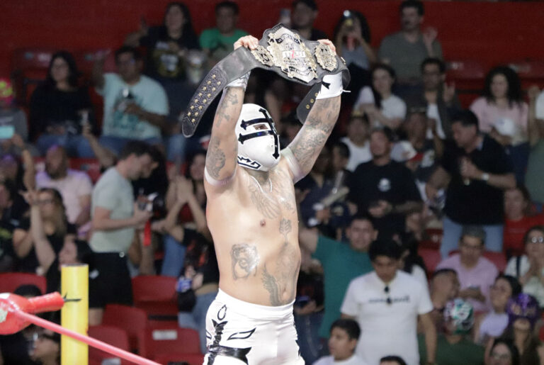 templario vs kushida (5)