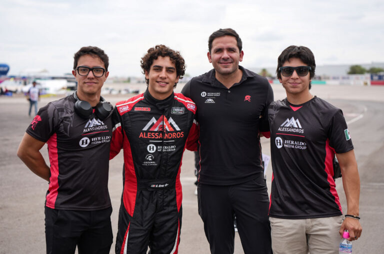 alessandros racing - nascar mexico (1)