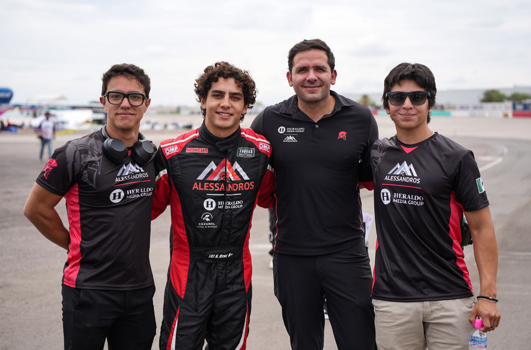 alessandros racing - nascar mexico (1)