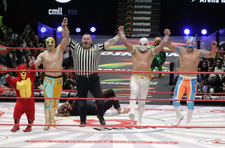 mascara dorada - mistico y neon (1)