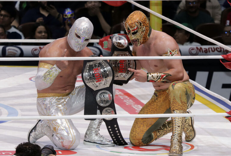 mistico y mascara dorada (2)