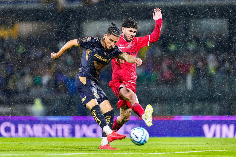 pumas vs necaxa (2)
