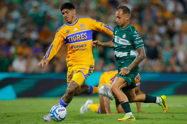 santos laguna vs tigres (1)